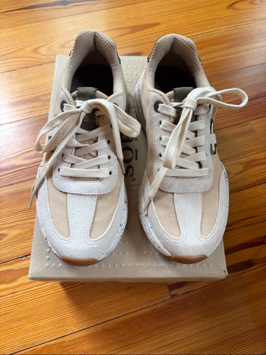 Taos Footwear Shoes - Taos Sand & Olive Athletic Shoes Ladies Size 7.5